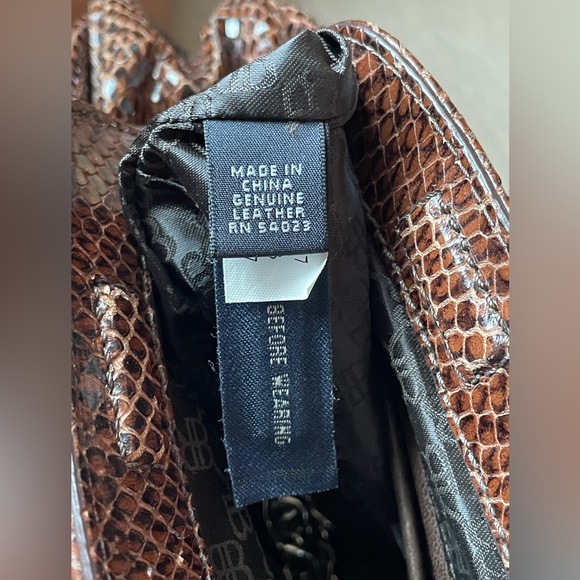 The Handbag Collection at Banana Republic - Picture 8 of 13